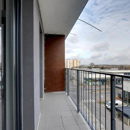 Star Cozy Apartment In A Modern Neighborhood Братислава Екстериор снимка